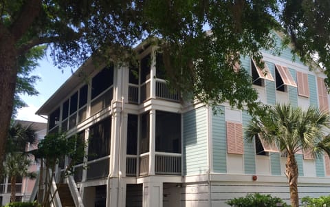 The Villa Is On The Top Floor Of The Caribbean Style Easter Beach Villas
