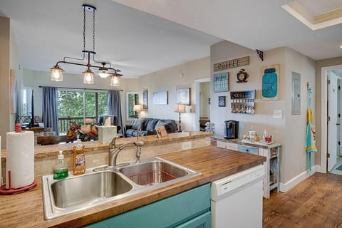 Upstairs Kitchen and Coffee Bar.