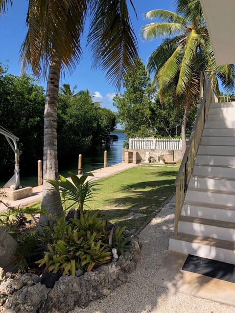 Side view of stairs and canal 