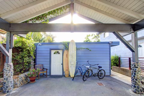 Guest House Front door! Welcome!

