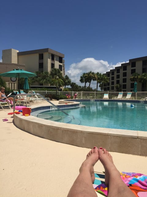 Very close Pool w steps and railing, shower and sauna next to pool