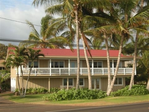 Hale Kekaha Palms