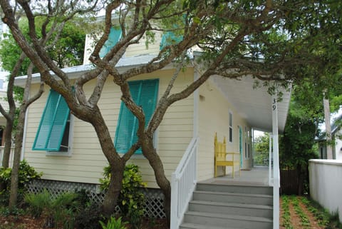 Three story cottage on deadend street that adjoins Sunrise Beach.