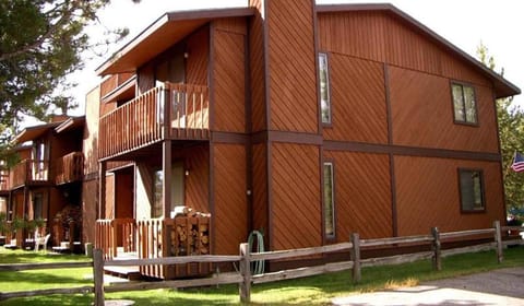 Unit from rear.  Upstairs balcony connected to Master 1.