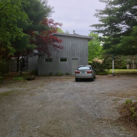 Entrance to the house with the spacious driveway