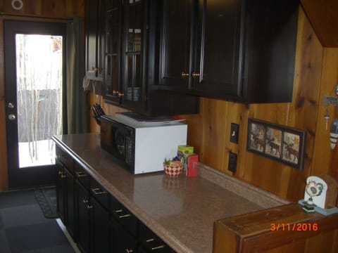 New kitchen cabinets