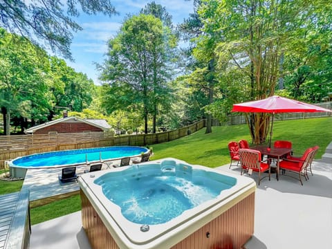 Soak your sorrows away in a private year-round hot tub