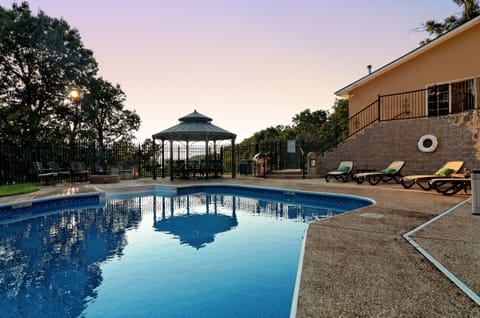 Additional outdoor living view