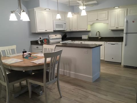 Fully equipped kitchen and dining space