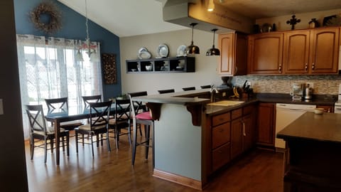 Seating for 14 in kitchen area