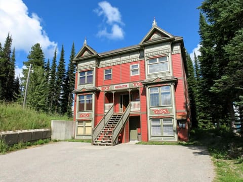 Door to the unit is bottom right.  