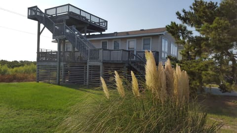 This is the left side of the cottage