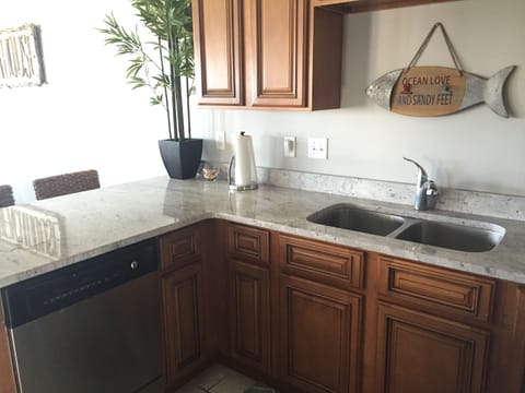 2nd Floor - Kitchen w/ Dishwasher