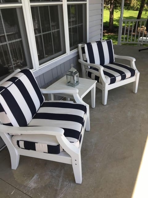 24ecc8da-e296-46b5-a078-59726e201f78