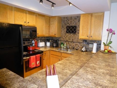 Fully equipped kitchen