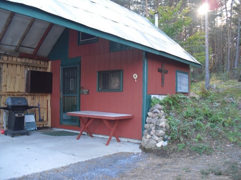 Pine Marten cabin at The King's Pines