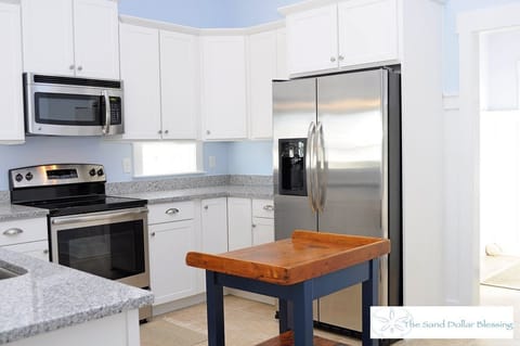 Fully equipped kitchen!