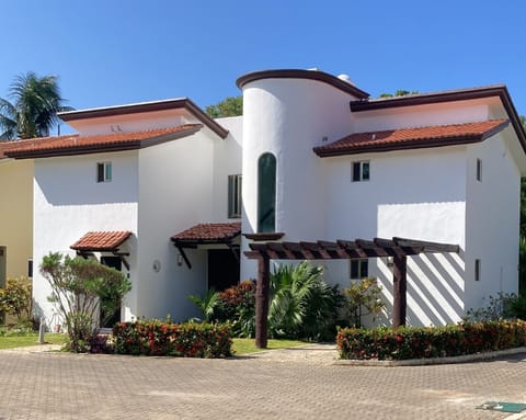 Our Villa - Front Entrance