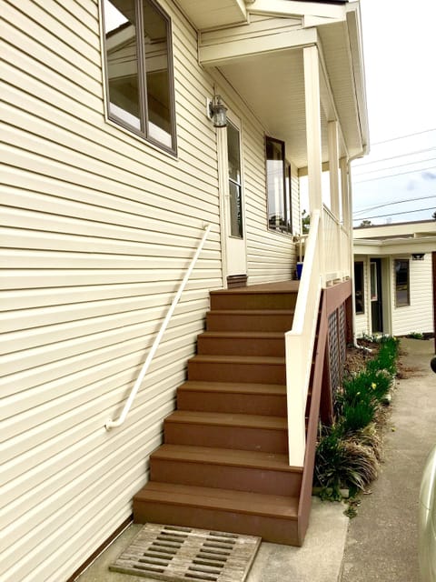 Side of House/Entrances