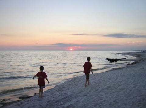 Sundown at Santa Rosa Beach
