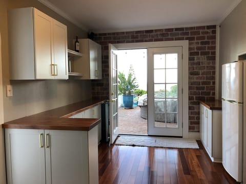 Guest House Kitchenette