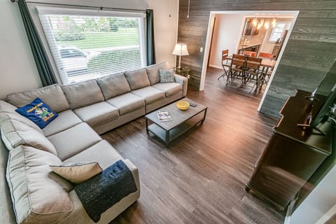 Fully Remodeled with all the amenities!