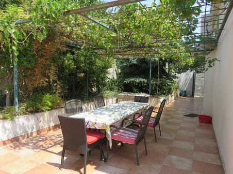 Large Garden Terrace