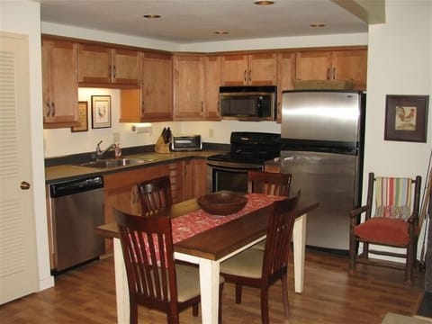 Freshly remodeled, well stocked stainless kitchen