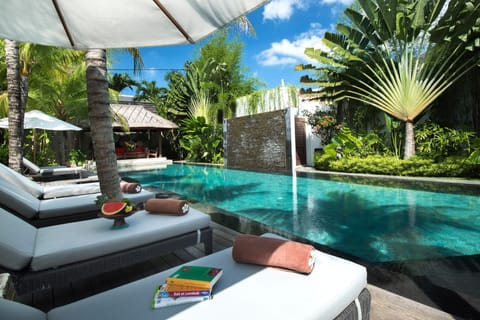 Luxurious &amp; Elegant 6 BR Villa, Semiyak