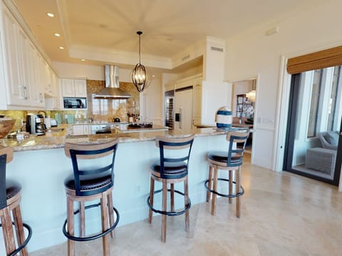Residence #3840 - Fully Furnished Kitchen with Breakfast Bar