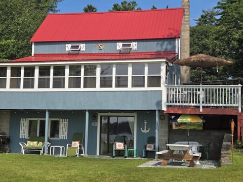 Three Levels of Lakefront Living!