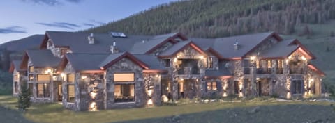 Alpine Villa Retreat
