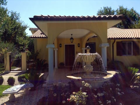 Enjoy the serenity of the countryside hearing the trickling water fountain.