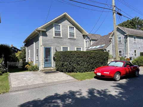 #7 Clinton St, Newport RI, Front Exterior View from Clinton St.