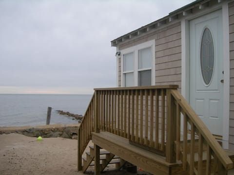 True Oceanfront Gem! Private beach, deck, kayaks.
51 South Shore Dr, Yarmouth,