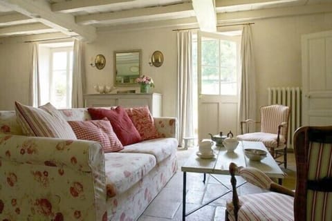 Beautiful double salon