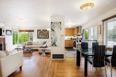 Living, dining and kitchen 