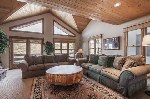 Plush living room furnishings which is ideal for large family's and groups.
