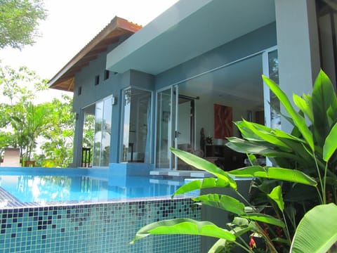 view from the stairs over the pool
