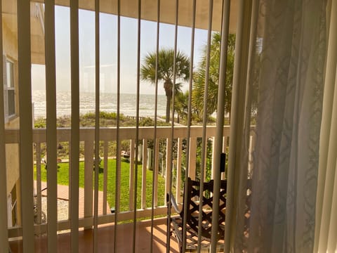 Private balcony, surf sounds and sunsets.
