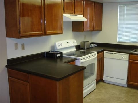 Ktichen has plenty of cabinet space for all the appliances.