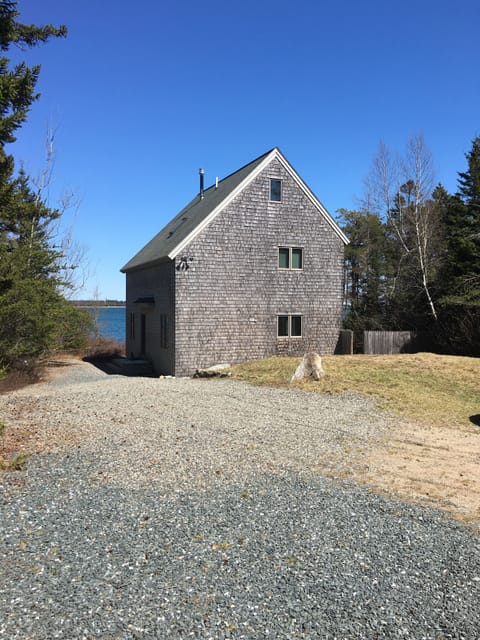 Your home away from home on the beautiful coast of Maine awaits.
