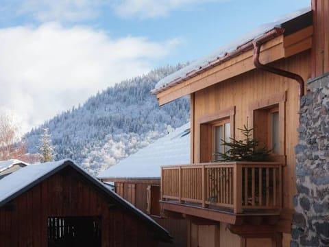 Unobstructed view of the snowy peaks