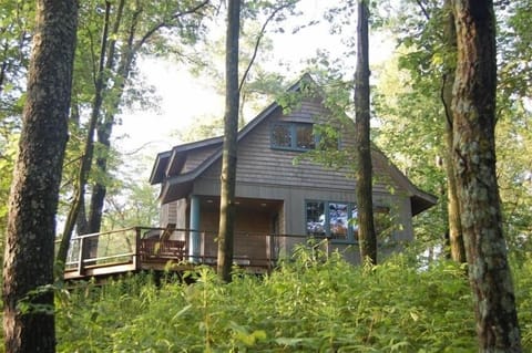Cabin at CastleRockCreek