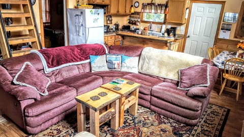 Golden Eagle living room