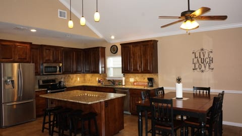 Kitchen and Breakfast area
