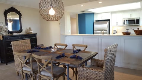 Dining Room, Kitchen 