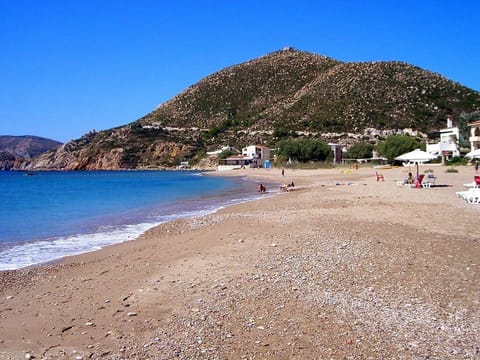 Komi Beach
