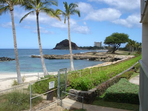 Inside Ocean View to the Right