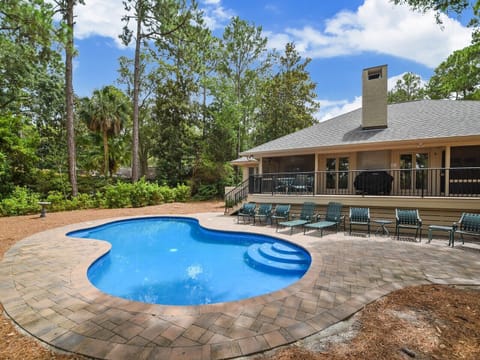Sunny Pool Area at 4 Audubon Pond